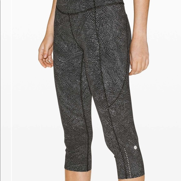 Lululemon Fast & Free Crop II *Nulux 19" Navy 6 - Picture 7 of 11